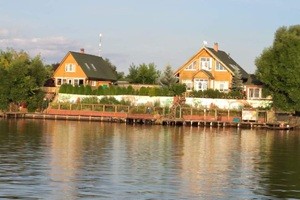 Покупка дачи у кромки воды: Полный чек лист проверки чистоты документов и скрытых рисков